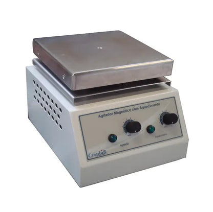 Agitador Magnético com Aquecimento - Plataforma Quadrada - 15 L