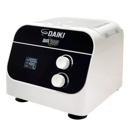 Centrifuga Digital - 8 x 15 mL - Rotação de 4000 RPM