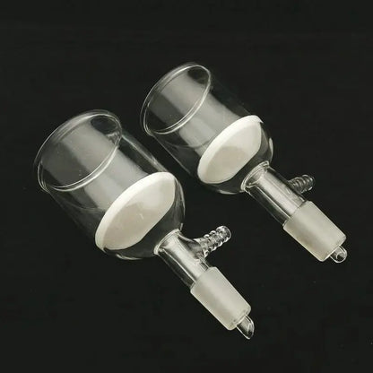 Funil Buchner de Vidro com Placa Porosa, Junta 24/40 e Conector de Sucção - Volume de 150 mL